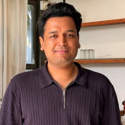 CA Vasu Gupta